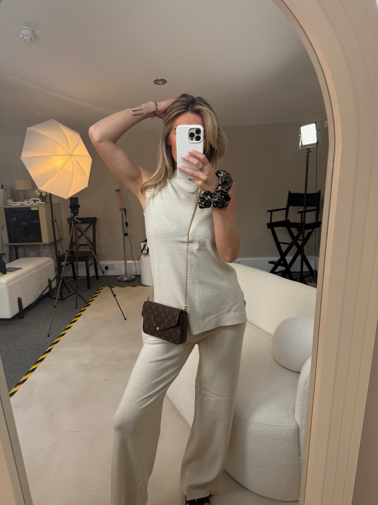 Cara Loungeset (3 Colours)